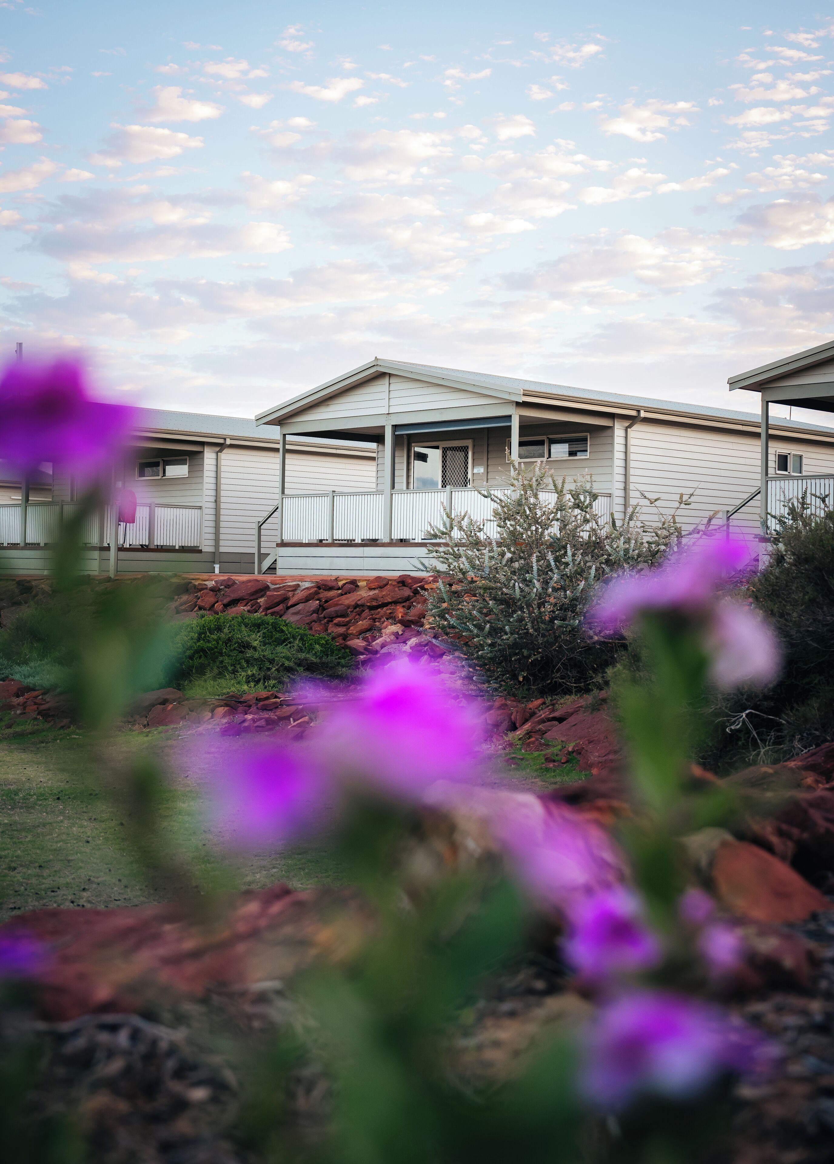 premium chalet | 2 bedrooms, blackout curtains, iron/ironing board, bed sheets