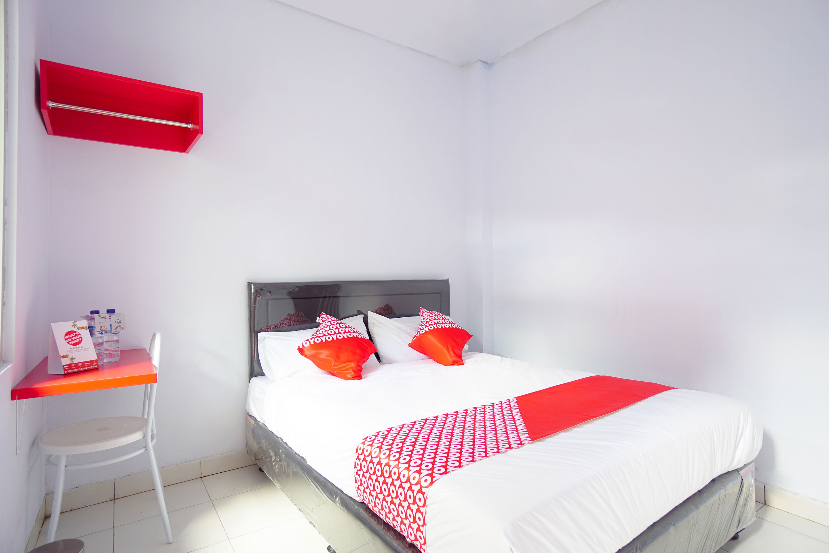 standard double room | desk, free wifi, bed sheets