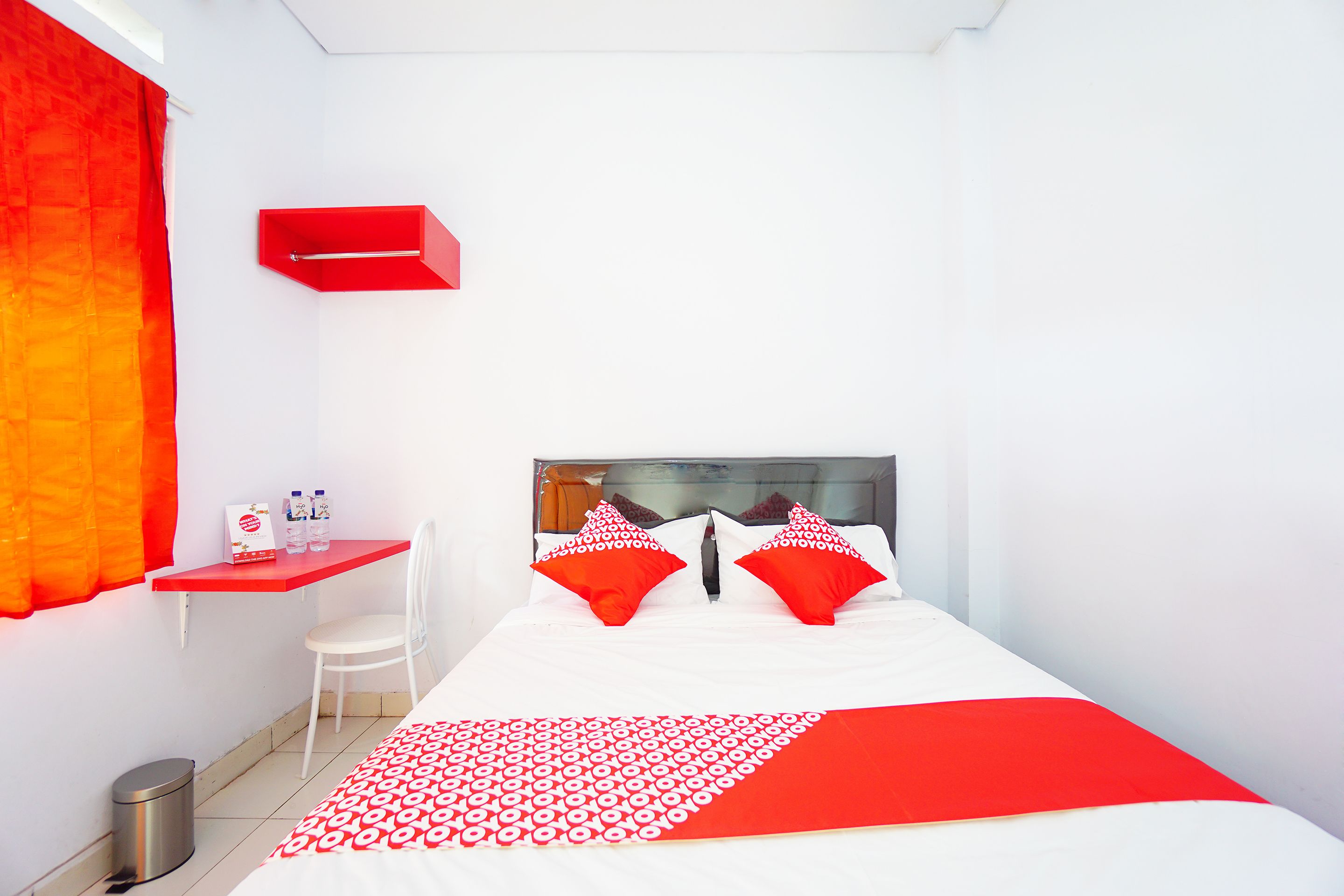 standard double room | desk, free wifi, bed sheets