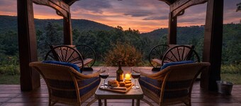 Bearwallow Cottage | Mountain Cottage with Hiking, Biking, and Views!