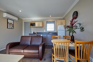 Sängtillbehör av högsta kvalitet, individuell inredning och unika möbler