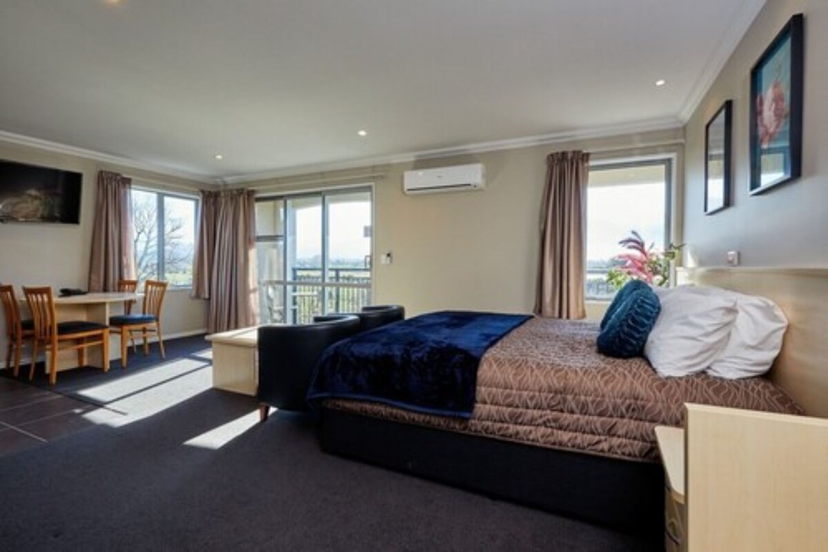 Premium bedding, blackout drapes, iron/ironing board, WiFi (free)