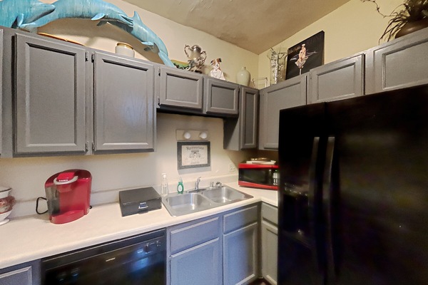 Refrigerador, horno, placa de cocina, lavavajillas