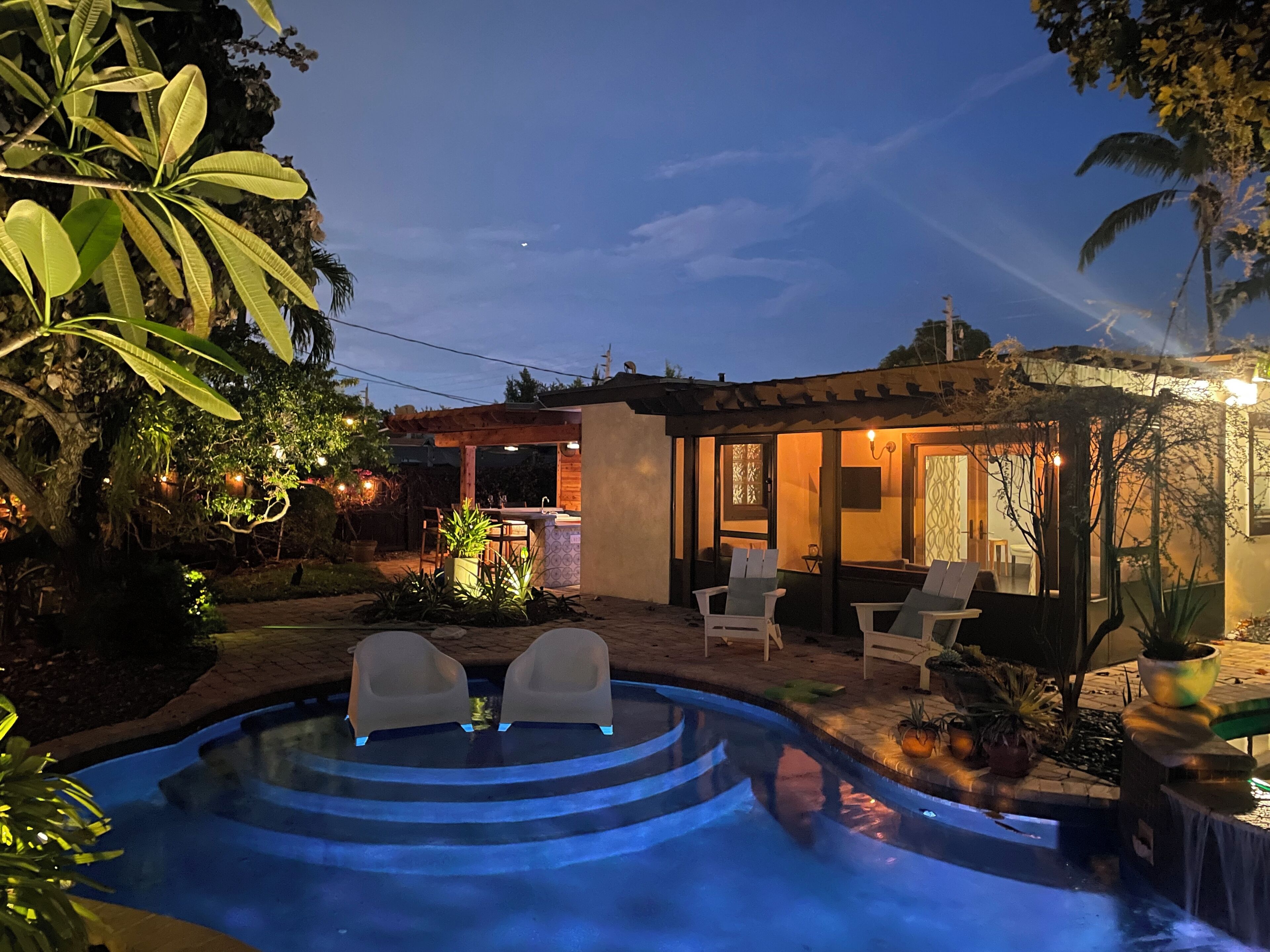 Outdoor pool, a heated pool