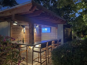 Bar (in der Unterkunft)