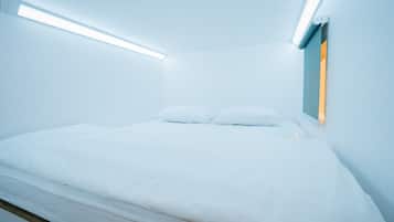 Sky Double | Soundproofing, free WiFi, bed sheets