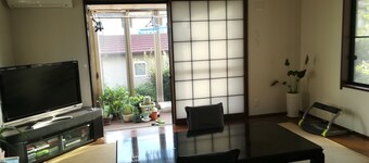 Casa de huéspedes SAKURA JR Sta cerca, conexión directa del aeropuerto de Narita de la estación de Tokio