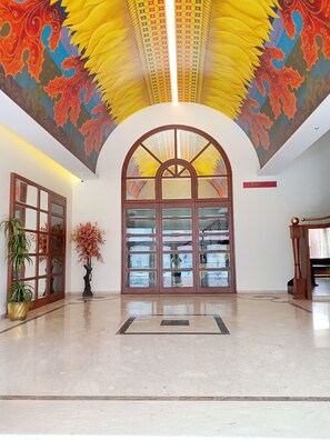 Lobby - Hotel Apex International (Jodhpur)