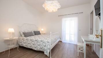 2 habitaciones, escritorio, wifi gratis y ropa de cama