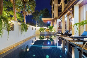 Outdoor pool - Pierre Hotel (Siem Reap)