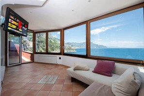 Smart TV y libros