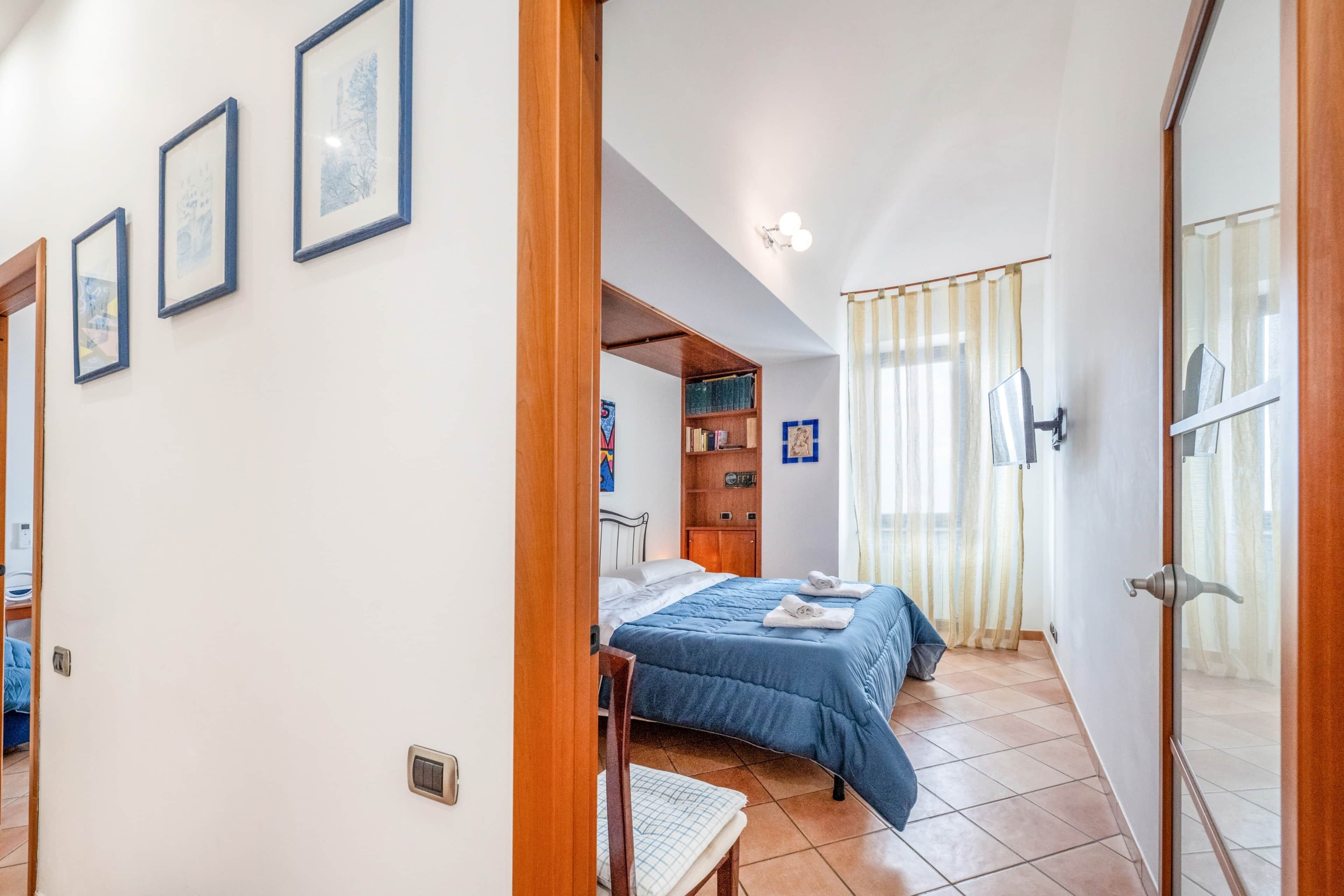 3 bedrooms, iron/ironing board, free WiFi, bed sheets