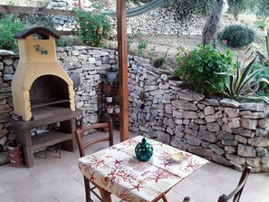 屋外ダイニングエリア