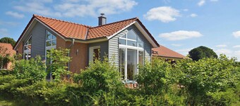 The exclusive "Windrose" vacation home is ideal for a family of 6 or a couple of friends and offers the chance to cool off on hot days at the nearby bathing area