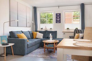 Fernseher, Stereoanlage