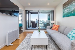 Apartment, 2 Bedrooms | Living area