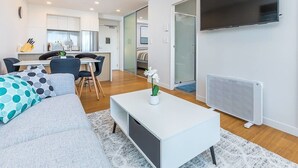 Apartamento, 2 quartos | Área de estar