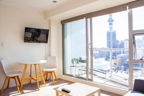 Apartment, 2 Bedrooms | Living area