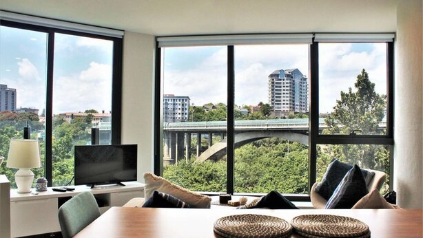 Apartment, 2 Schlafzimmer | Wohnbereich | Smart-TV