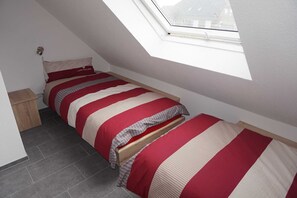 2 Schlafzimmer, Reisekinderbett, WLAN