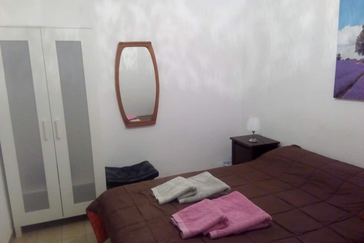 Double Room, Shared Bathroom (3) | Iron/ironing board (on request), WiFi (free), bed sheets