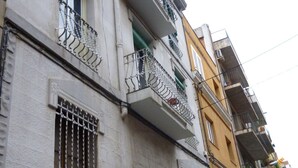 Front of property - El Faro B&B (Barcelona)