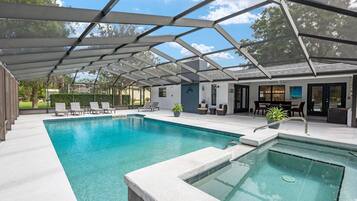 House, 3 Bedrooms | Pool