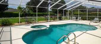 Family Villa Bettina - Recently Remodeled 2 Bedroom Home by RedAwning