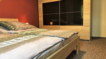4 slaapkamers, een bureau, wifi, beddengoed