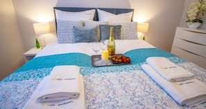 Departamento (Apartament Bałtyk 6/26) | Decoración personalizada, muebles diferentes y cortinas blackout
