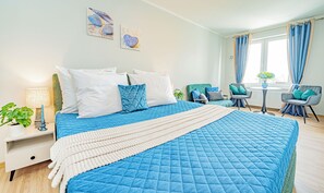 Familieleilighet | Individuelt dekorert, individuelt innredet og blendingsgardiner