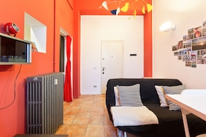 Apartment, 1 Bedroom, Non Smoking | Living area