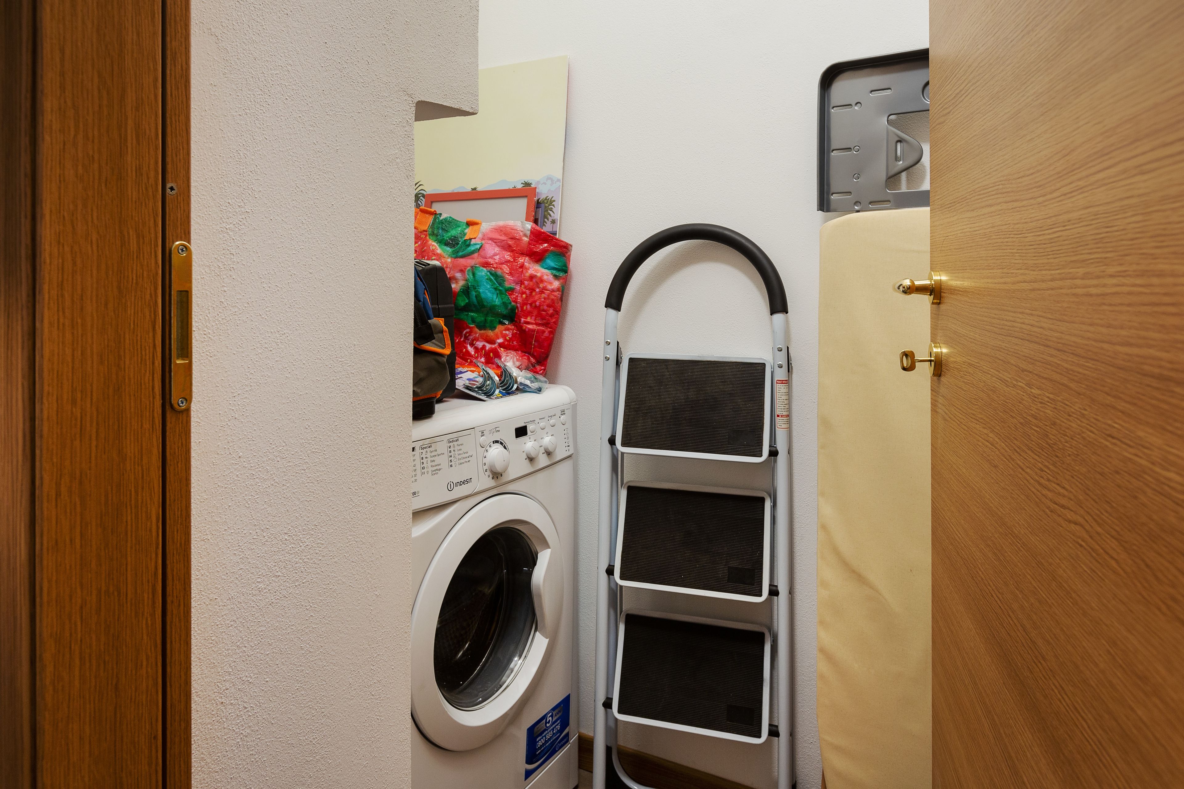 Apartment, 1 Bedroom, Non Smoking | Laundry