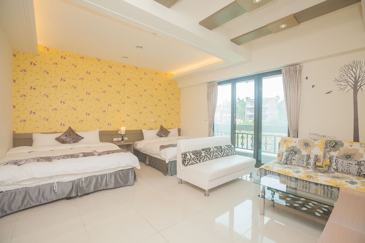 Chambre Quadruple (201)