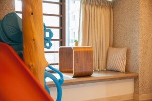 Double Room (401) | Desk, free WiFi, bed sheets - Lusihan B&B (Yuchi)