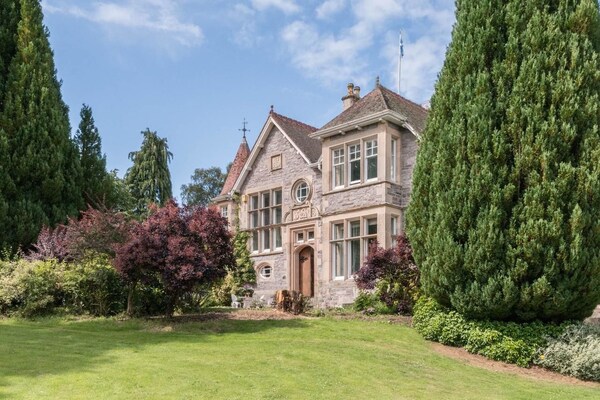 Firlands House - Moray