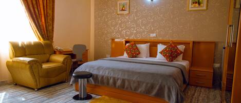 1 chambre, minibar, bureau, espace de travail pour ordinateur portable