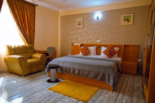 Exotic Palace Hotel