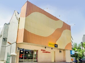 Exterior - Hotel O Wisma Jampea (Makassar)