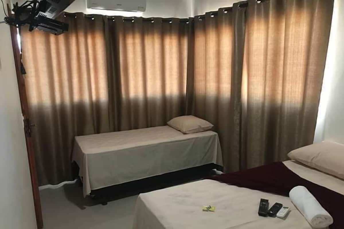 Dreibettzimmer