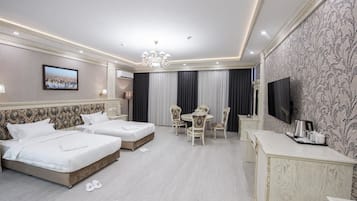 Executive Room | 1 bedroom, Egyptian cotton sheets, premium bedding, in-room safe