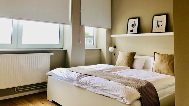 Iron/ironing board, free WiFi, bed sheets - Cube Apartments Hamburg (Hamburg)