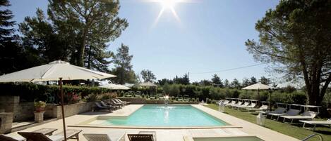 Piscina stagionale all'aperto