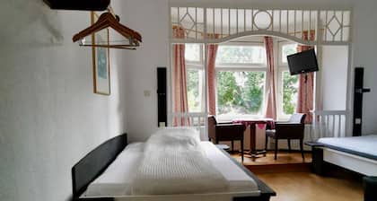 Pension Akropolis