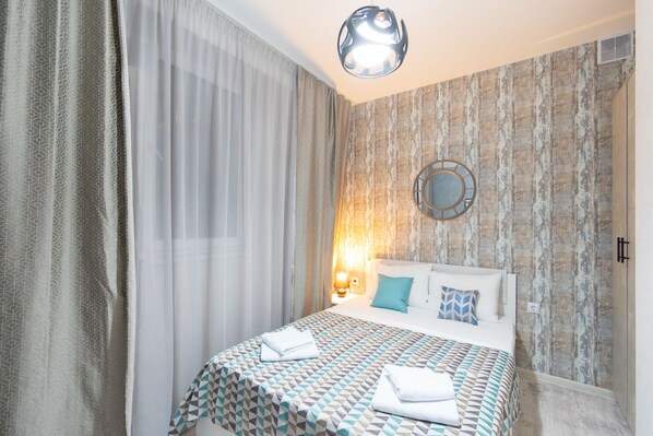 アパートメント | 1 室のベッドルーム、デスク、アイロン / アイロン台、ベビーベッド