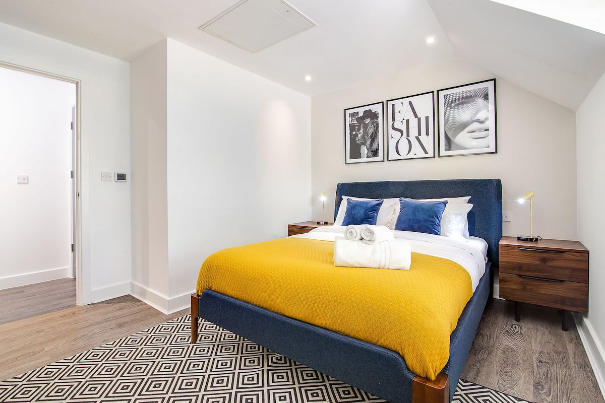 1 habitación, decoración personalizada y muebles diferentes