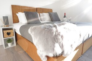 Apartment (3)