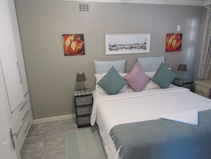 Premium dubbelrum eller tvåbäddsrum | Sängtillbehör av högsta kvalitet, individuell inredning och unika möbler