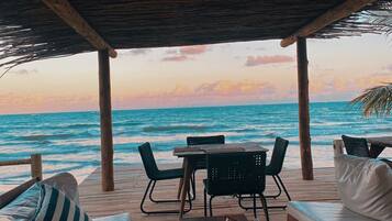 Beach bar