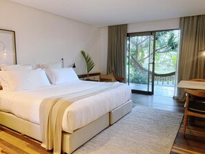 套房 (Sargo) | 高档床上用品、加厚床垫、迷你吧、客房内保险箱